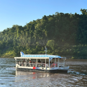 Balsa Iguazu: Tres Países en un día!